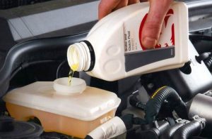 فروش انواع روغن ترمز آبی و زرد